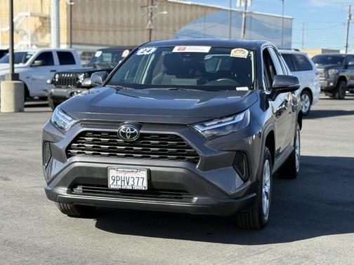 2024 Toyota RAV4 LE