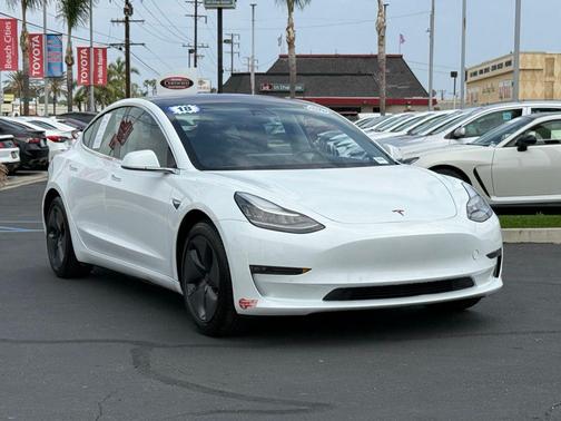 White 2018 Tesla Model 3 Long Range