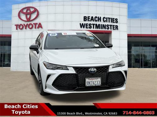 2020 Toyota Avalon Hybrid XSE