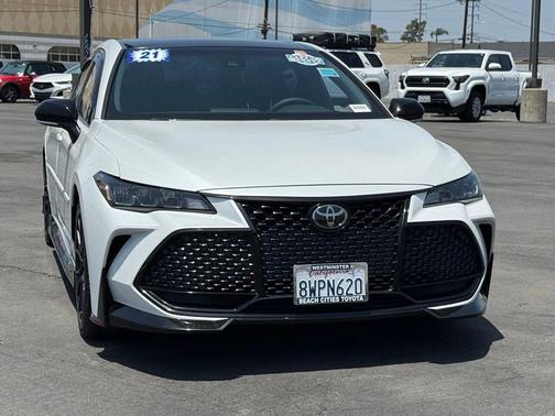 Midnight Black Metallic 2021 Toyota Avalon TRD
