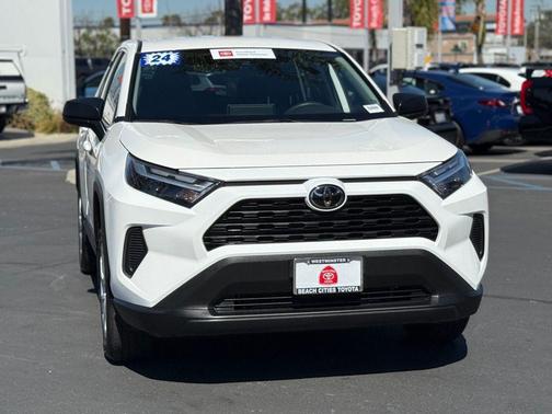 2024 Toyota RAV4 LE