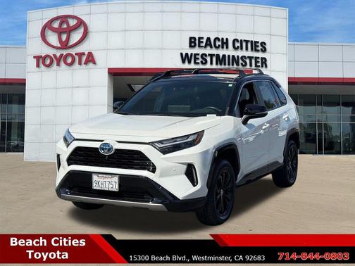 2024 Toyota RAV4 Hybrid SE