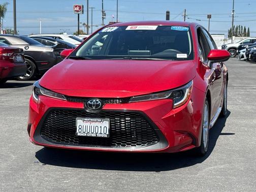 Barcelona Red Metallic 2021 Toyota Corolla LE