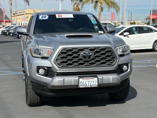 2020 Toyota Tacoma TRD Sport