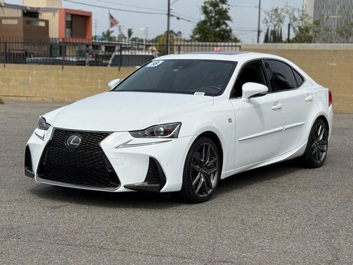 Ultra White 2018 Lexus IS 300 Base