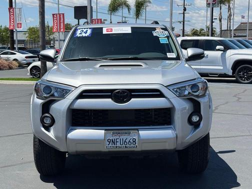 Classic Silver Metallic 2024 Toyota 4Runner TRD Off Road Premium