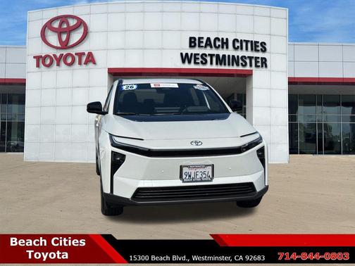 Pearl 2026 Toyota bZ XLE