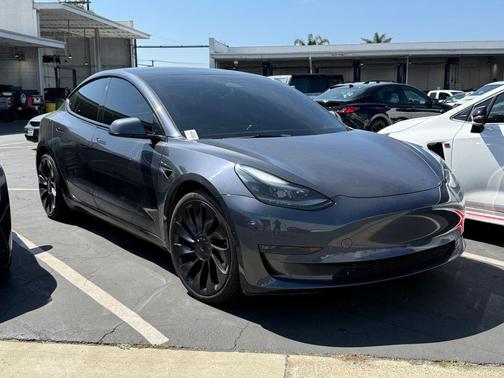 Midnight Silver Metallic 2022 Tesla Model 3 Performance