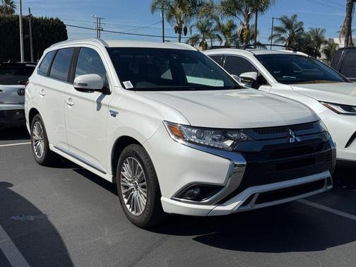 2022 Mitsubishi Outlander PHEV SEL