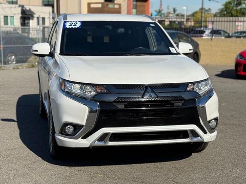2022 Mitsubishi Outlander PHEV SEL