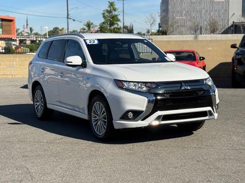 2022 Mitsubishi Outlander PHEV SEL