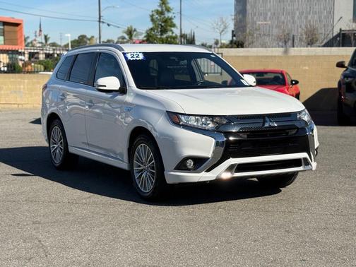 2022 Mitsubishi Outlander PHEV SEL