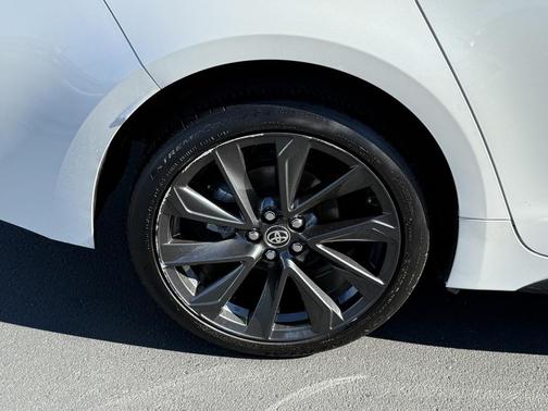 2024 Toyota Corolla Hybrid SE