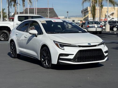 2024 Toyota Corolla Hybrid SE