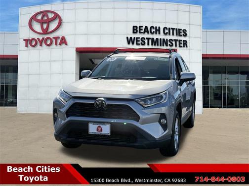 2020 Toyota RAV4 XLE
