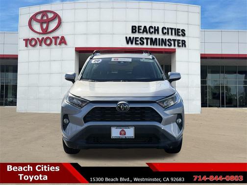 2020 Toyota RAV4 XLE