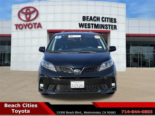 2019 Toyota Sienna SE