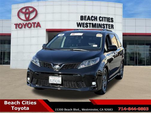 2019 Toyota Sienna SE