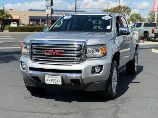 Quicksilver Metallic 2019 GMC Canyon SLT