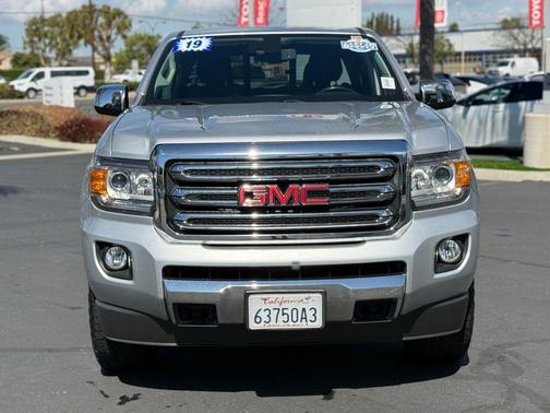 Quicksilver Metallic 2019 GMC Canyon SLT
