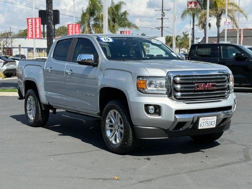 Quicksilver Metallic 2019 GMC Canyon SLT