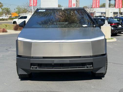 2024 Tesla Cybertruck Cyberbeast