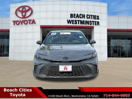 2025 Toyota Camry SE