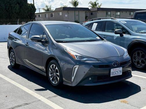 Magnetic Gray Metallic 2022 Toyota Prius XLE