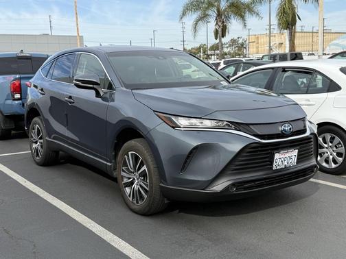 2022 Toyota Venza LE