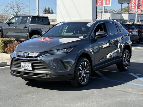 2022 Toyota Venza LE