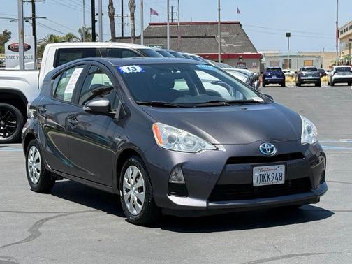 Magnetic Gray Metallic 2013 Toyota Prius c Three