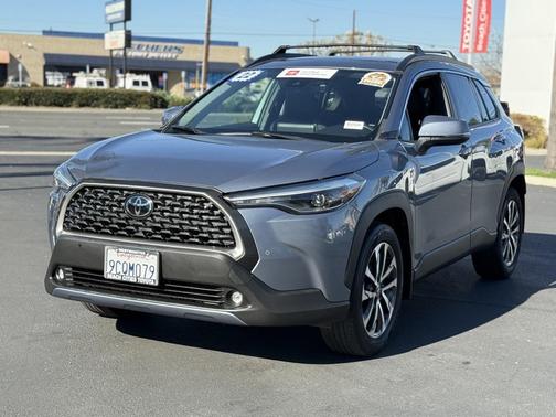 2022 Toyota Corolla Cross XLE