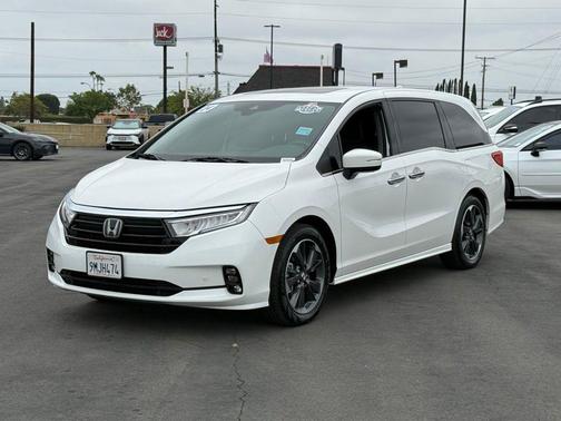 Platinum White Pearl 2024 Honda Odyssey Elite