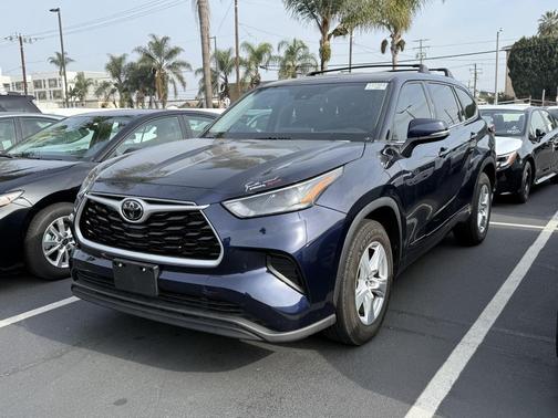 2022 Toyota Highlander L