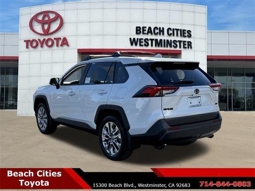 2025 Toyota RAV4 XLE Premium