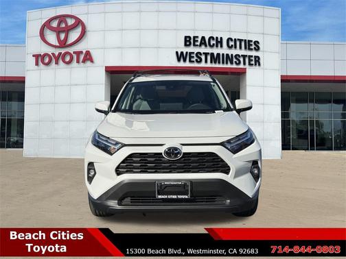 2025 Toyota RAV4 XLE Premium