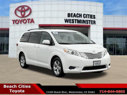 2017 Toyota Sienna LE