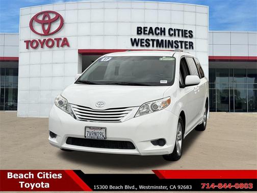 2017 Toyota Sienna LE