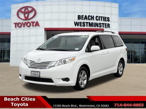 2017 Toyota Sienna LE