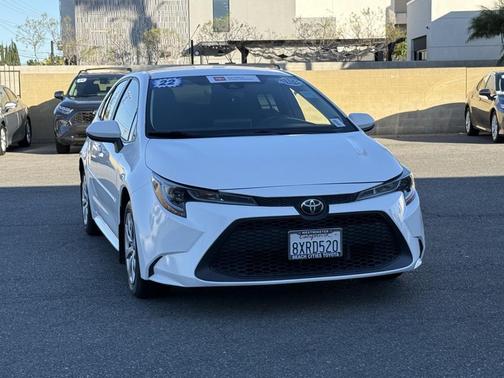 2022 Toyota Corolla LE