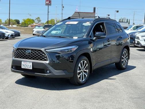 Jet Black 2023 Toyota Corolla Cross XLE