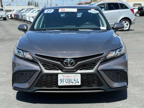 Predawn Gray Mica 2023 Toyota Camry SE