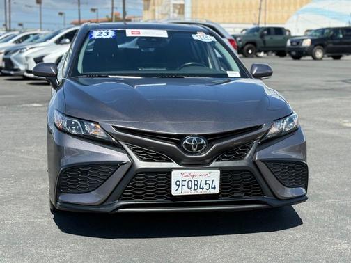 Predawn Gray Mica 2023 Toyota Camry SE