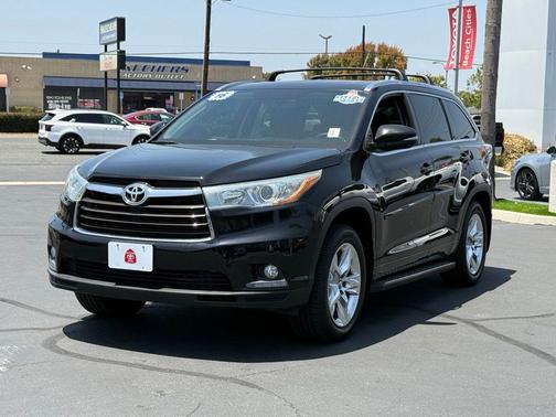 Midnight Black Metallic 2016 Toyota Highlander Limited