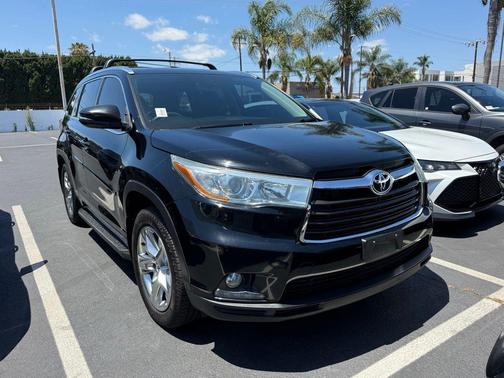 Midnight Black Metallic 2016 Toyota Highlander Limited