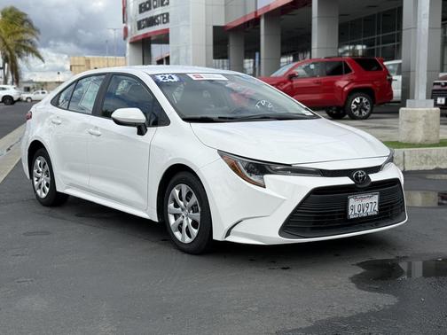 2024 Toyota Corolla LE
