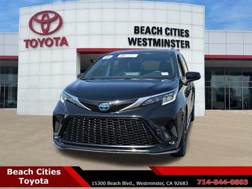 Midnight Black Metallic 2021 Toyota Sienna XSE 7 Passenger