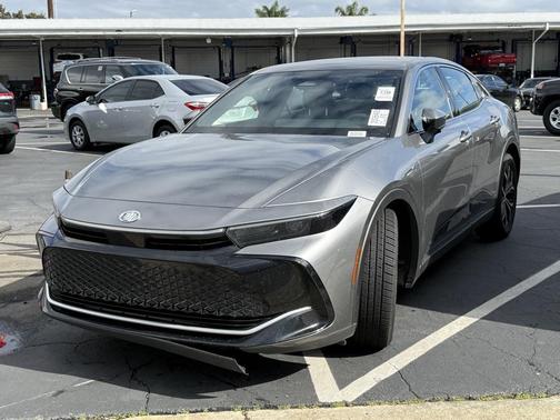 2023 Toyota Crown XLE