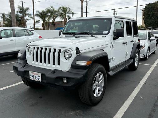 Bright White Clearcoat 2020 Jeep Wrangler Unlimited Sport
