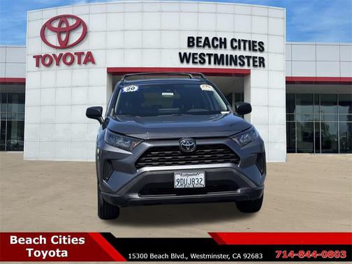 2020 Toyota RAV4 LE